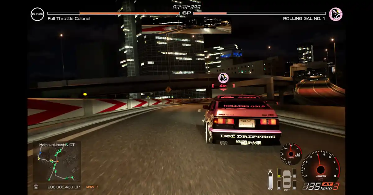 Rivalen auf der Autobahn reagieren in intensiven SP-Battles auf deinen Fahrstil.