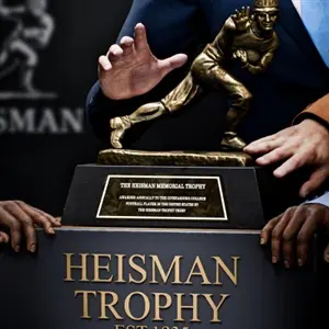 EA SPORTS College Football 27 – Heisman Trophäe