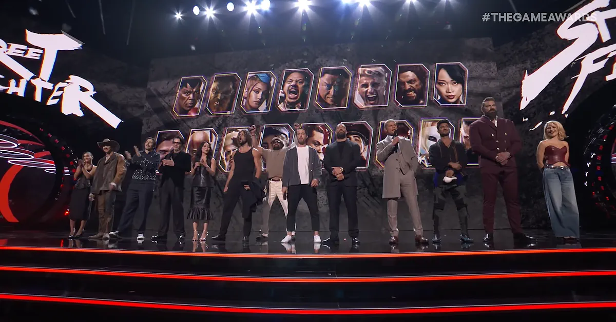 Die Besetzung des Street Fighter Films 2026 auf der Bühne der TGA 2025