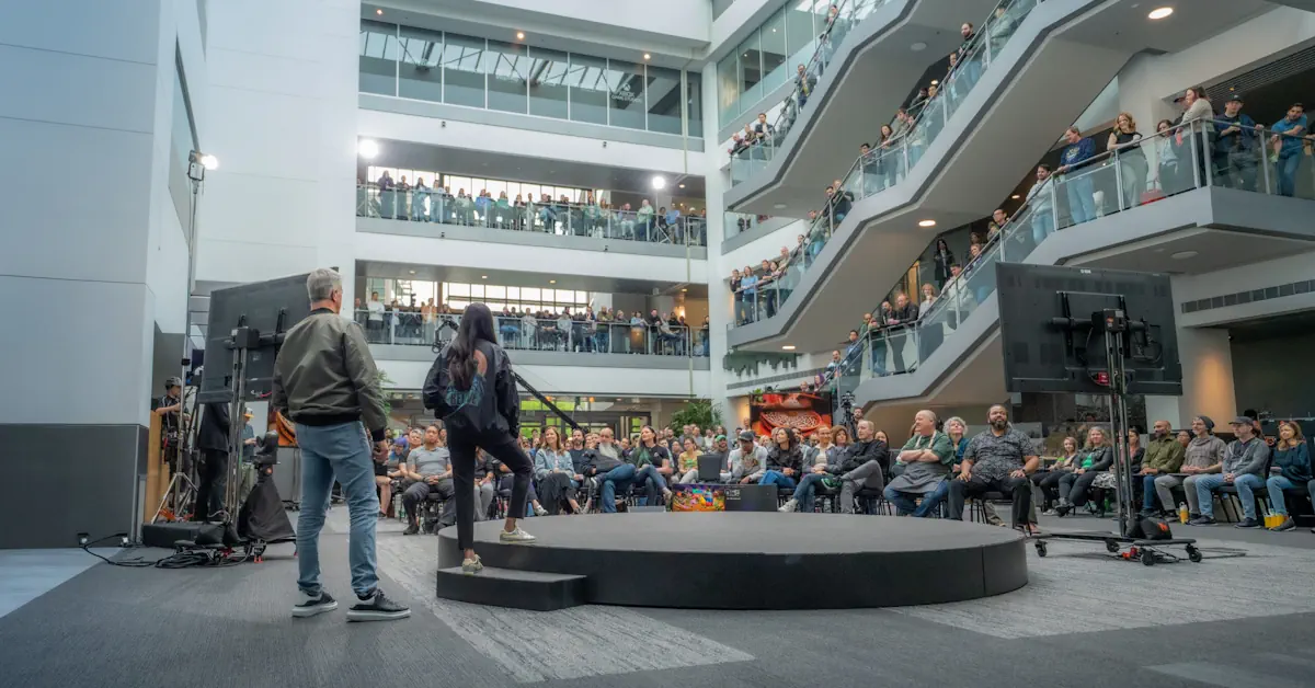 Microsoft hat sein primäres Social-Branding nach Rückmeldungen der Community offiziell auf Großbuchstaben umgestellt Microsoft hat sein primäres Social-Branding nach Rückmeldungen der Community offiziell auf Großbuchstaben umgestellt